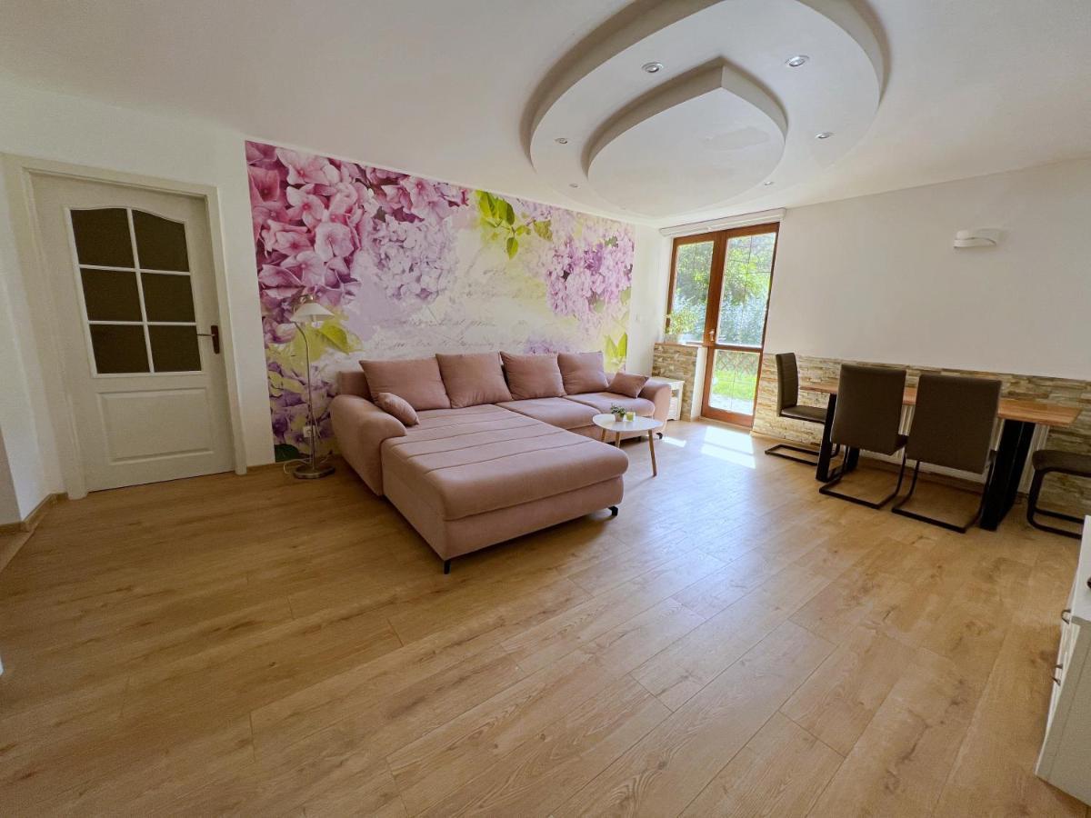 Apartman Stara Sasova Banská Bystrica Eksteriør billede